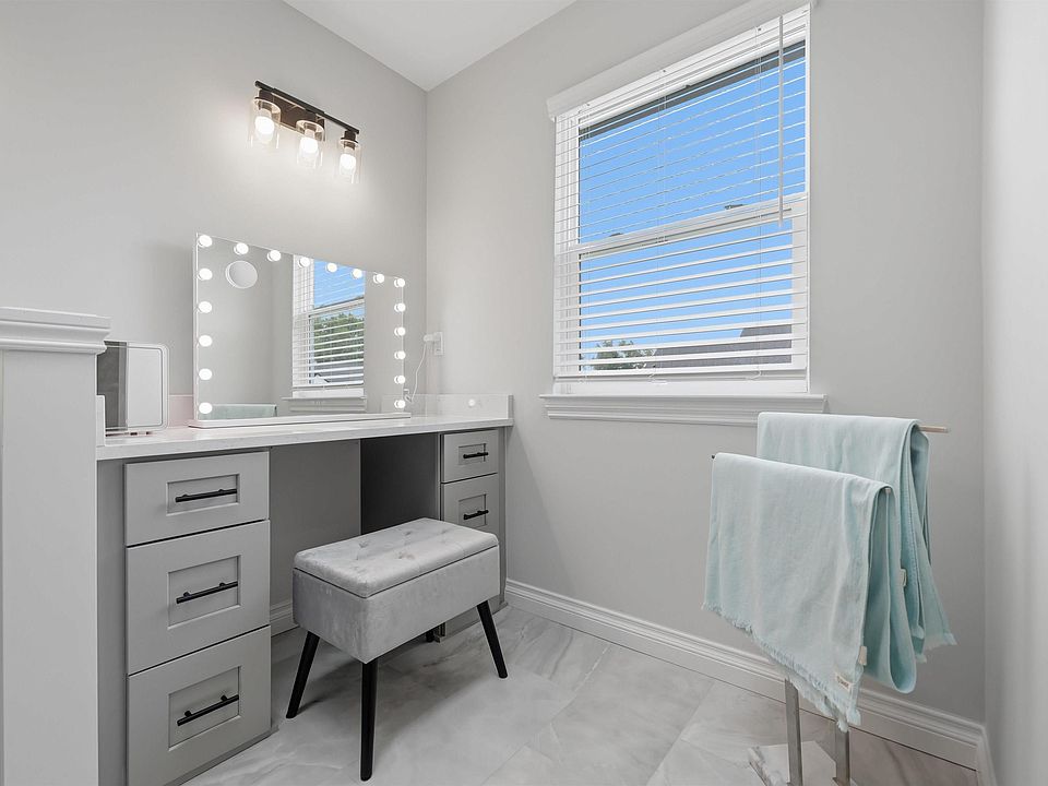 27615 Maryjane Ln E, photo 29