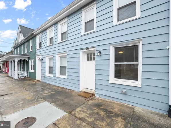 227-229 Main St, New Windsor, MD 21776