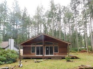 11312 Country Club Dr, Anderson Island, WA 98303