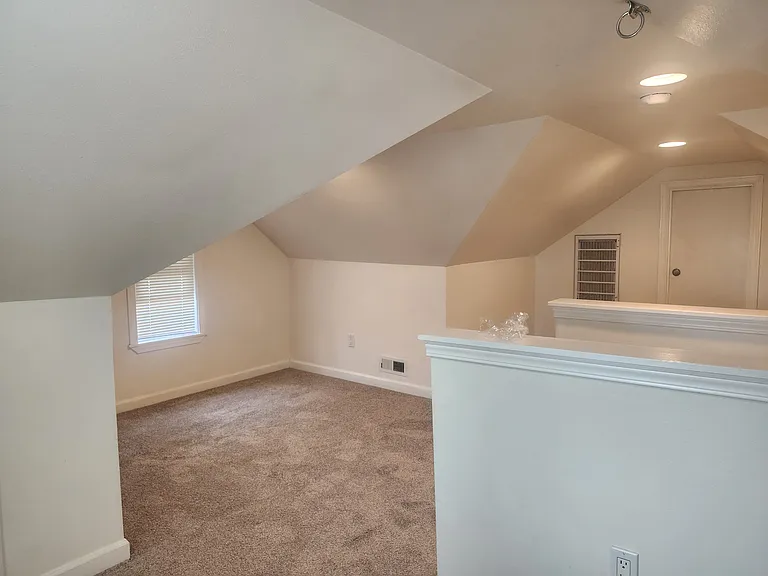 3001 Preble St #8 — Photo 9