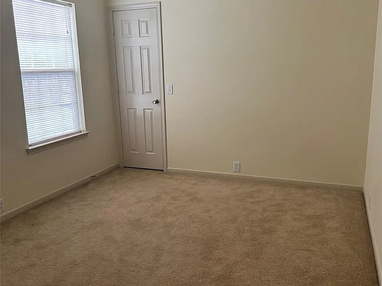 2842 Sandberry Dr — Photo 20