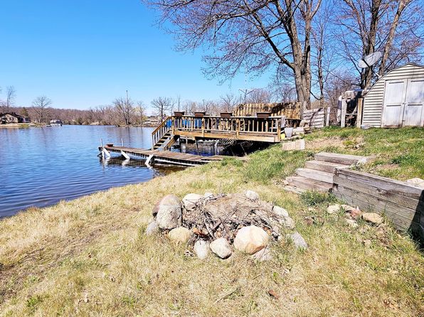 11642 Weiman Dr, Pinckney, MI 48169