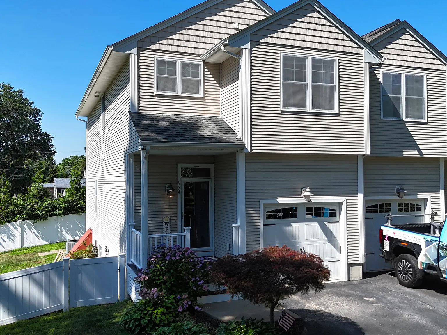 3 bed, 1850 sqft, $2,700 — Photo 1