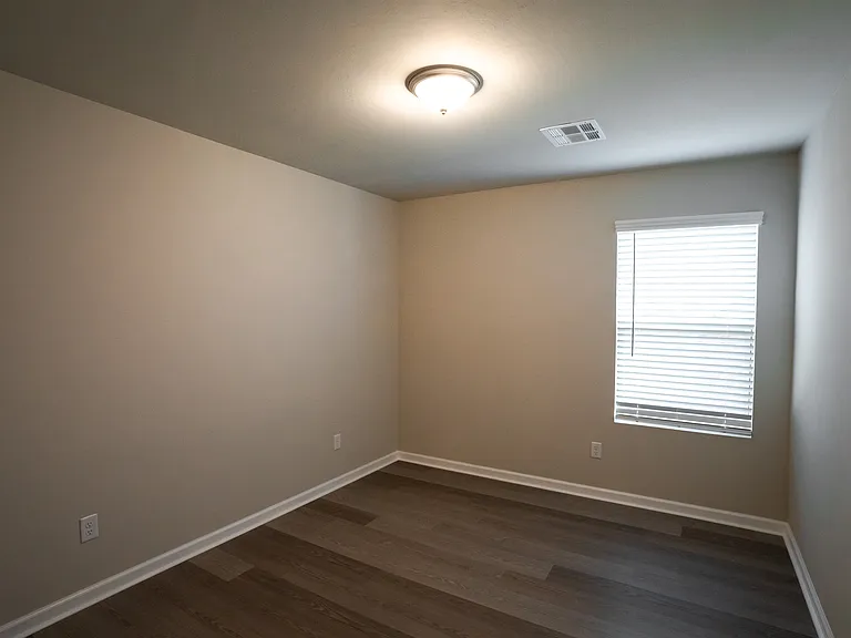 10513 SW 41st St — Photo 15