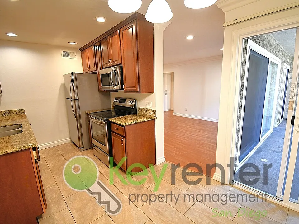6406 Friars Rd #131