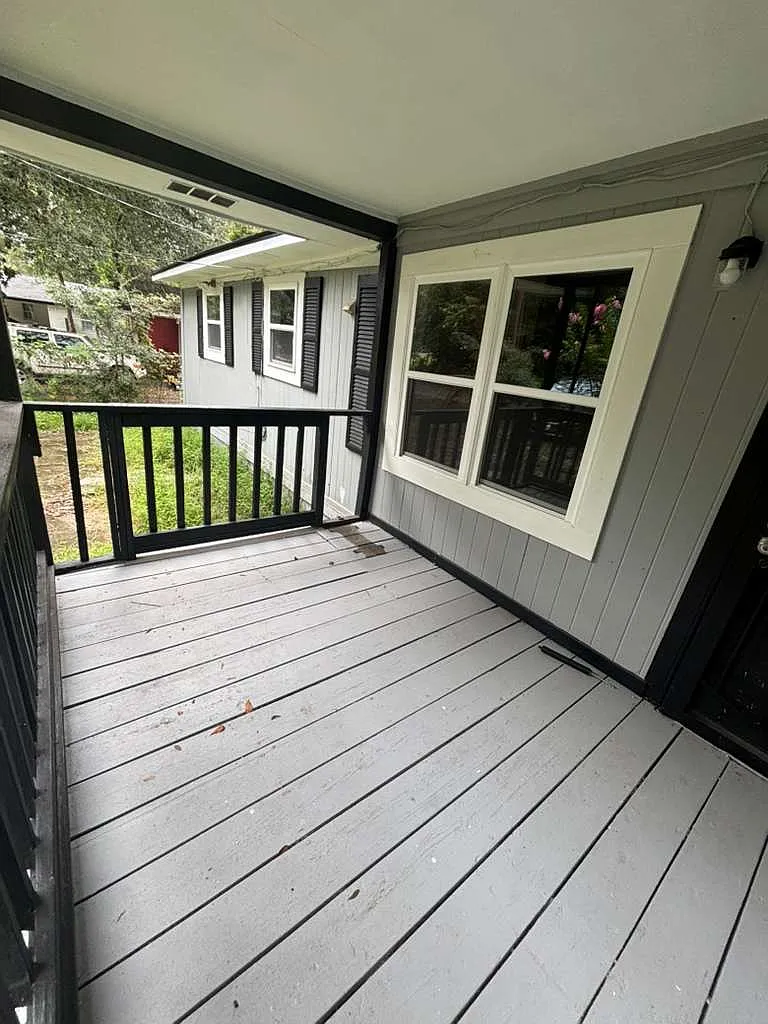 113 Kathleen Street - 1 — Photo 3