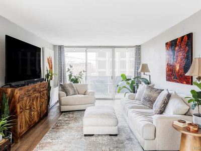 909 N Logan Street #3A, Denver, CO, 80203