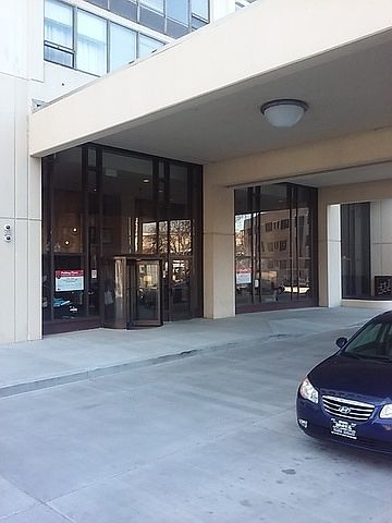 1st image of 3930 N Pine Grove Ave APT 409