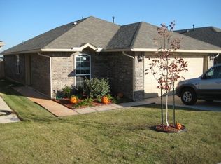 920 Switzerland Ave, Yukon, OK 73099
