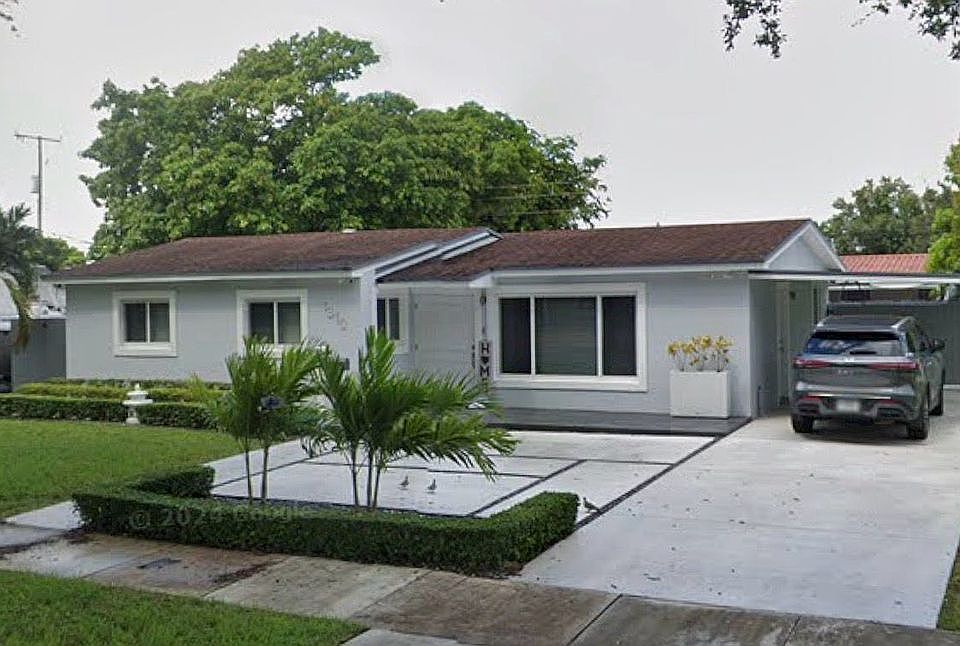 1st image of 1310 SW 92nd Ave