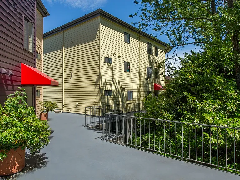 The Sandridge, LLC — Photo 47