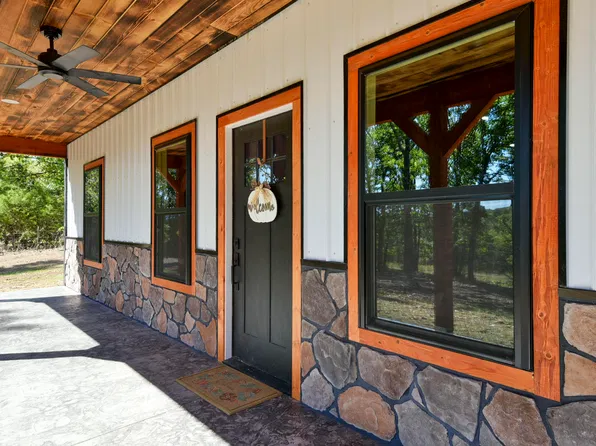 2589 State Highway Oo, Reeds Spring, MO 65737