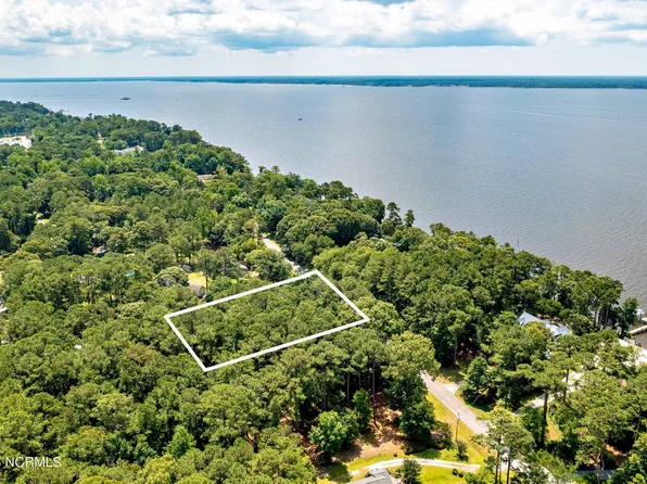 122 Indian Bluff Drive, Minnesott Beach, NC 28510