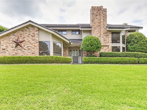 2nd image of 7709 Skylake Dr