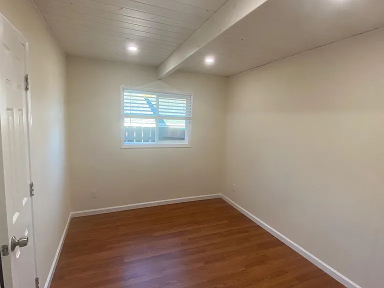 979 Portola Ave — Photo 13