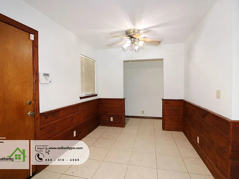 1744 Kildare Dr — Photo 7
