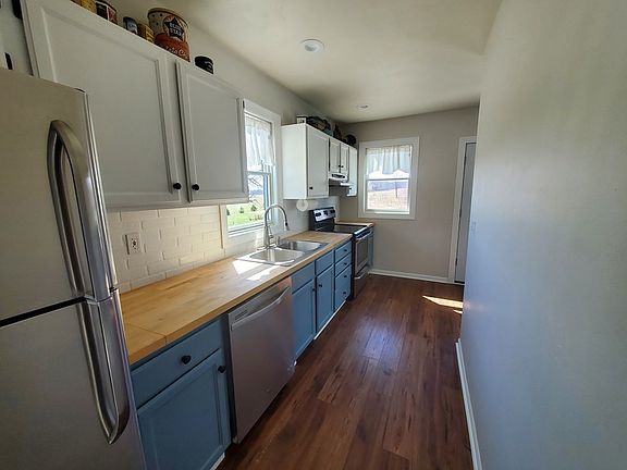 4th image of 4084 Maple Tree Rd