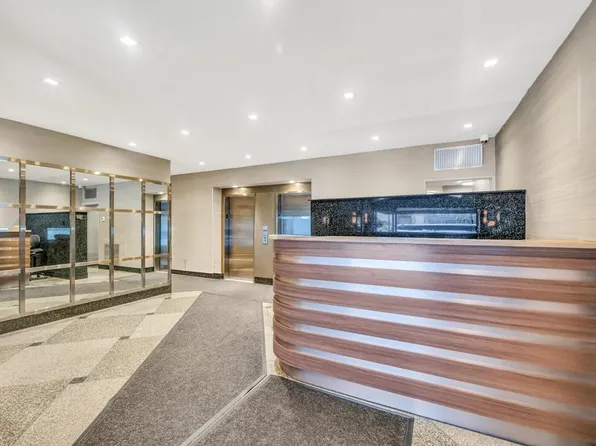 175 West 12th Street image 18 of 20