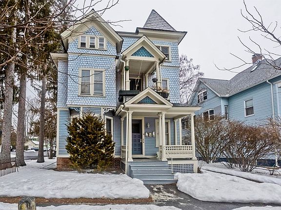 2nd image of 19 Trumbull Rd