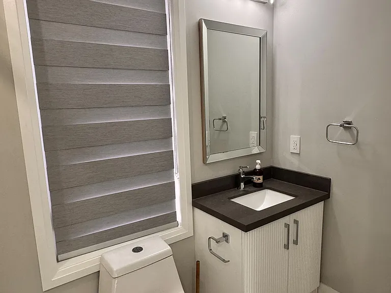 106 Woodward Ave — Photo 10