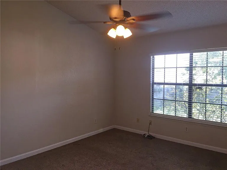 4513 Keys Dr — Photo 11