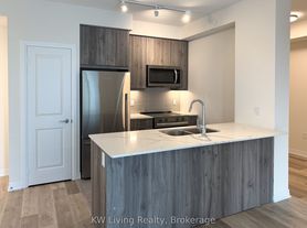15 Watergarden Dr