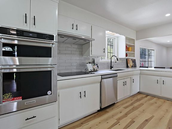 2nd image of 8734 Hermosa Ct