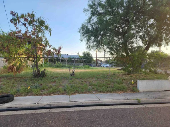 2320 S Martin Ave, Laredo, TX 78046
