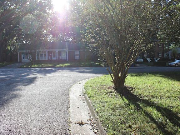 4th image of 11 Effingham Pl