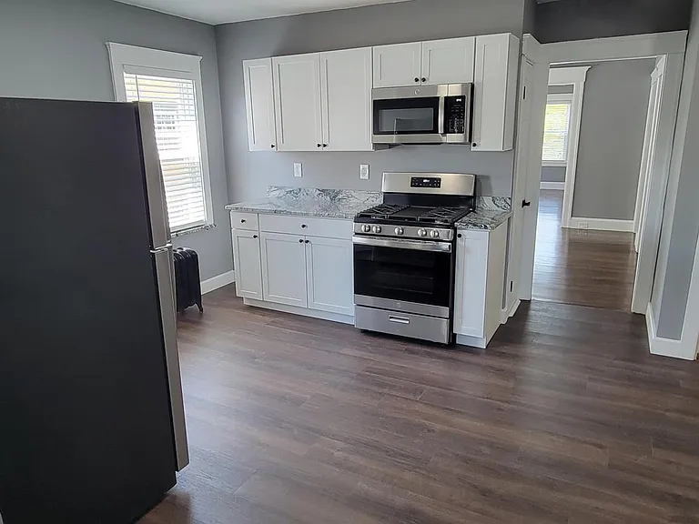 23 Westfield St #2 — Photo 3