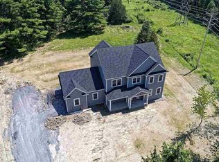 16 Gray Ln, Voorheesville, NY 12186