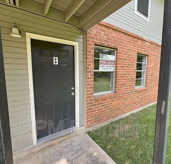 5159 Baker Blvd #B — Photo 1