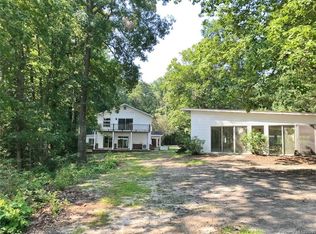 6109 General Puller Hwy, Locust Hill, VA 23092