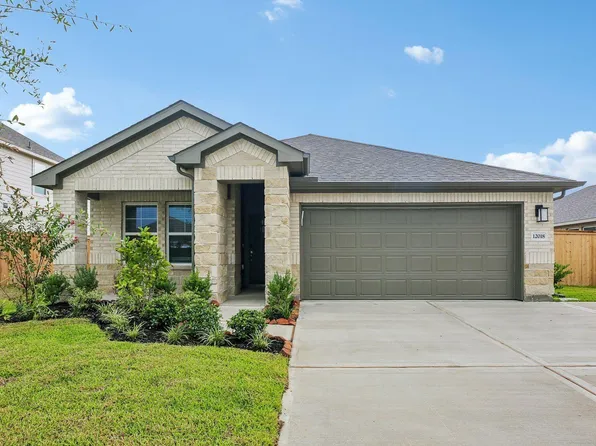 12018 Marlin Strait Dr, Baytown, TX 77523