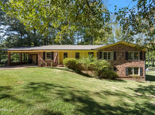 320 Cedar Hills Rd, Holly Springs, MS 38635
