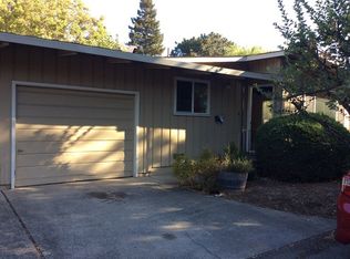 610 Avalon Ave, Santa Rosa, CA 95407