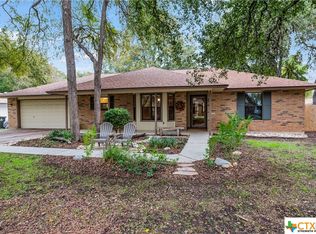 147 Lone Oak St, Seguin, TX 78155