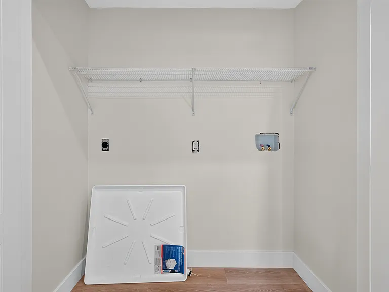 45 Tiffany Dr — Photo 28