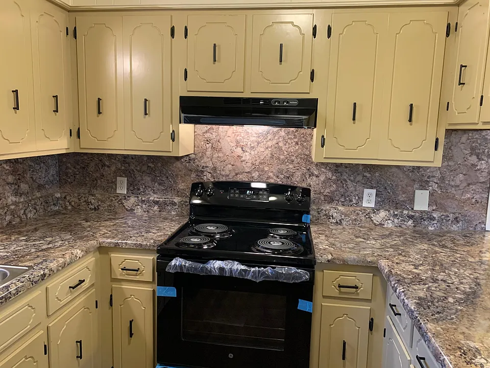 Brand new range and vent hood