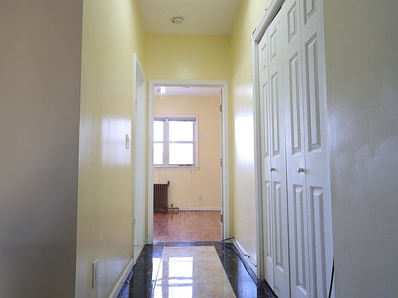 4th image of 22 Jones St #3