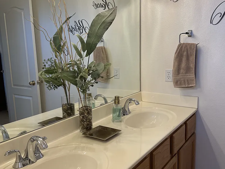 9151 W Greenway Rd #2B — Photo 10