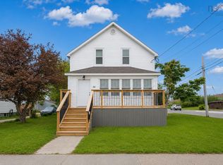 34 Matilda St, Cape Breton, NS B1N 2T4