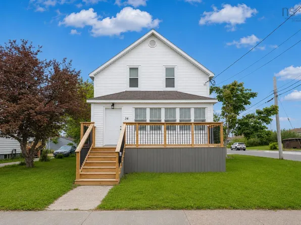 34 Matilda St, Cape Breton, NS B1N 2T4