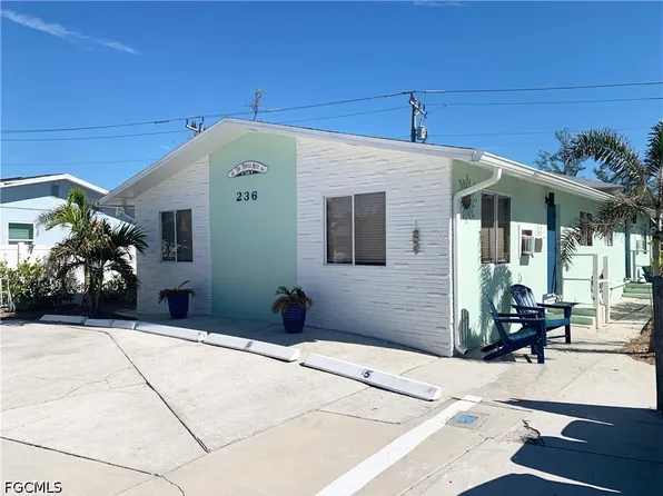 236 Fairweather Ln, Fort Myers Beach, FL 33931