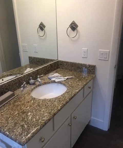 1519 W Mountain Ave — Photo 18