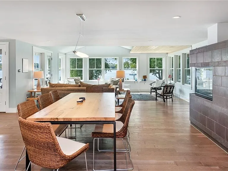 39 Shore Dr — Photo 15