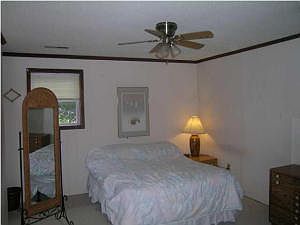 5th image of 218 E Ashley Ave #A