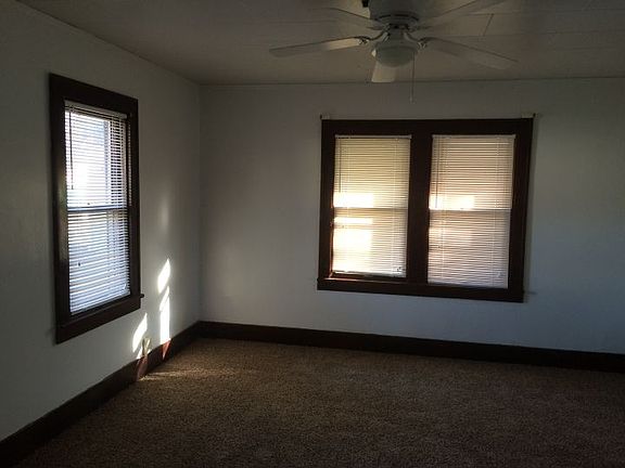 2nd image of 216 N 19th St