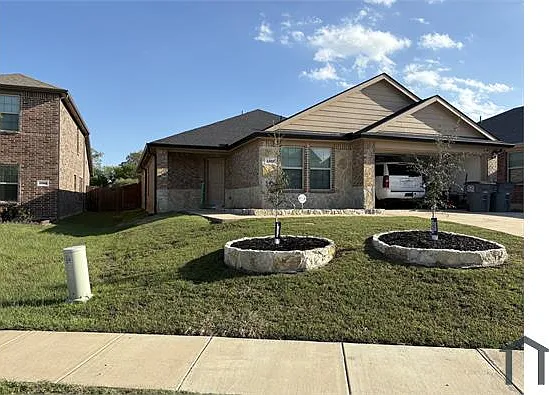 1207 Onyx Ln — Photo 14
