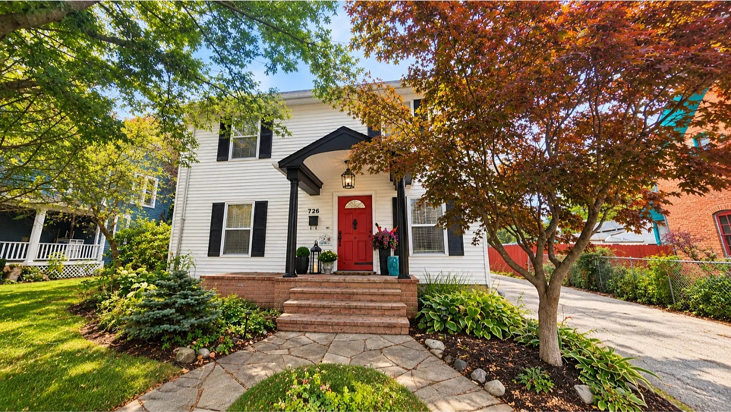 4 bed, 1.5 bath, 3600 sqft, $2,350 — Photo 1